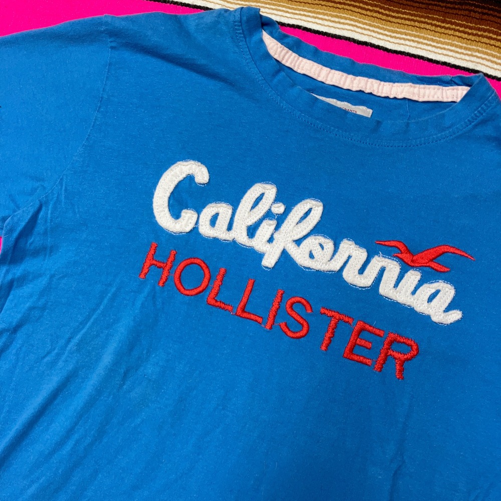 Vintage Hollister Co T-Shirt Women's M HCO Spellout Embroidered 3D Print Y2K 00s - Picture 6 of 6